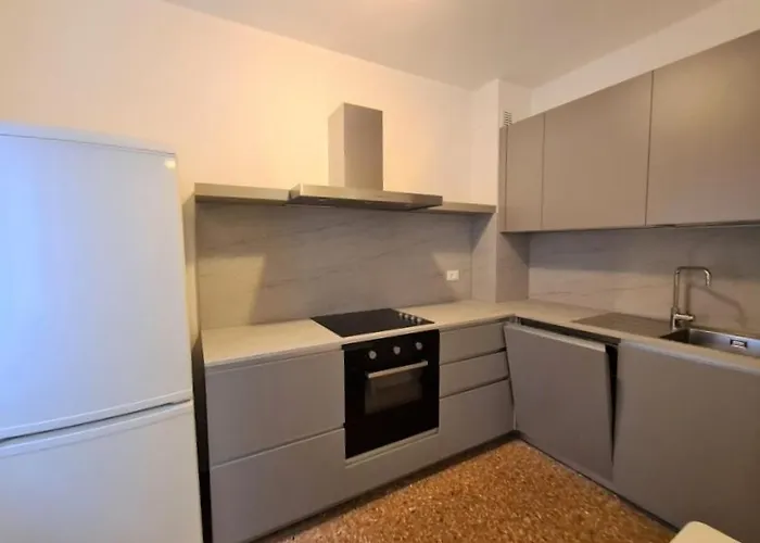 Condominio Spiaggia شقة